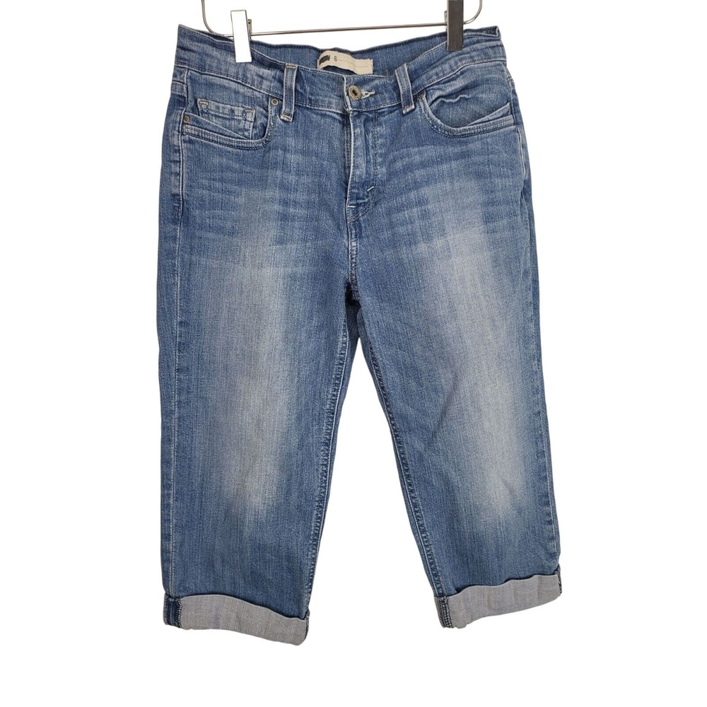Levi's Cuffed Capri 6 Womens‎ Mid Rise Straight Medium Wash Denim Bottoms